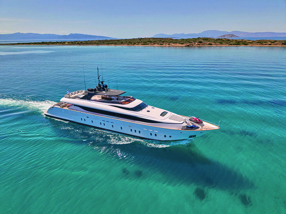 Side view of boat on water