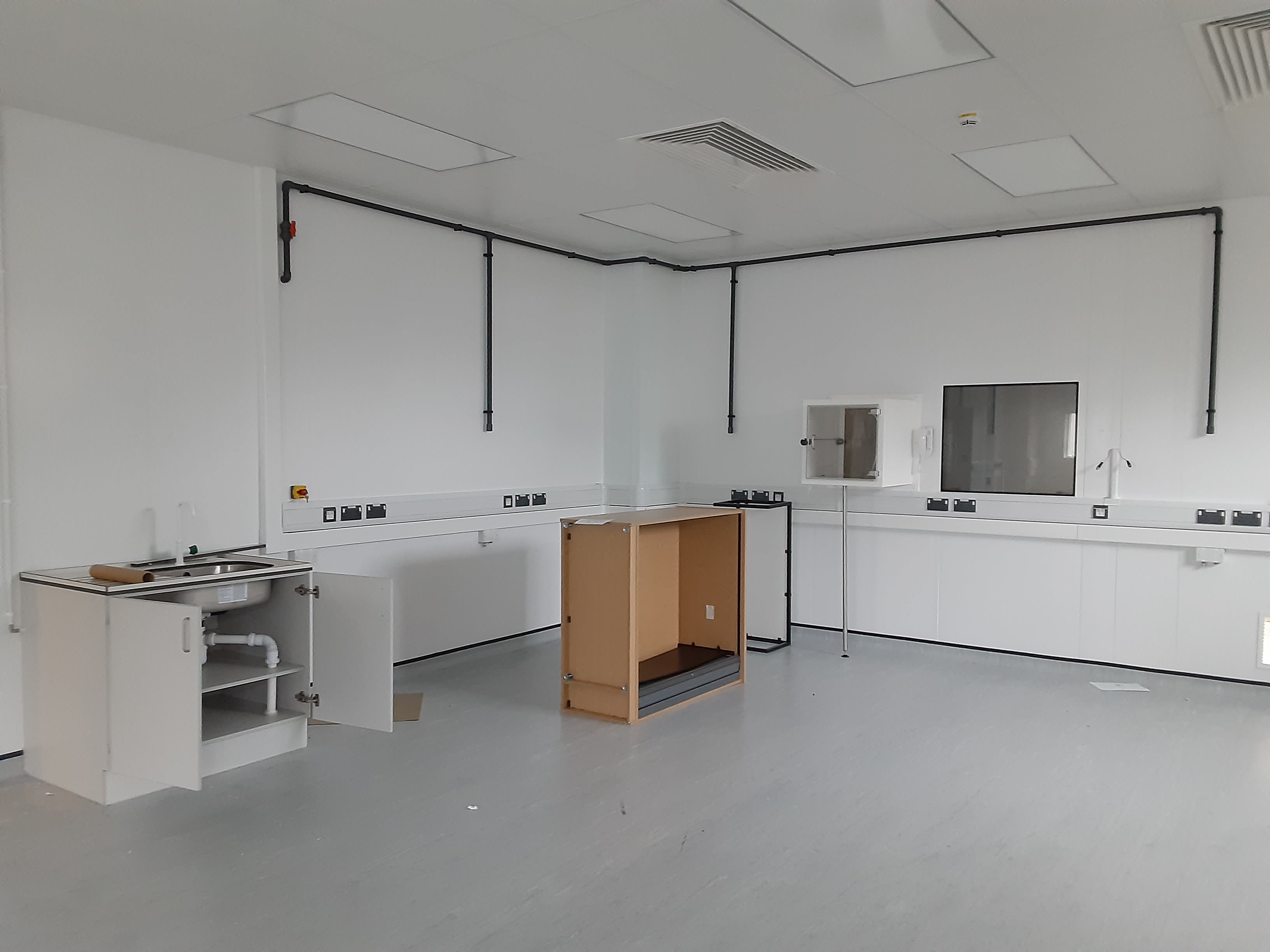 HEP Cleanroom in the Rutherford building
